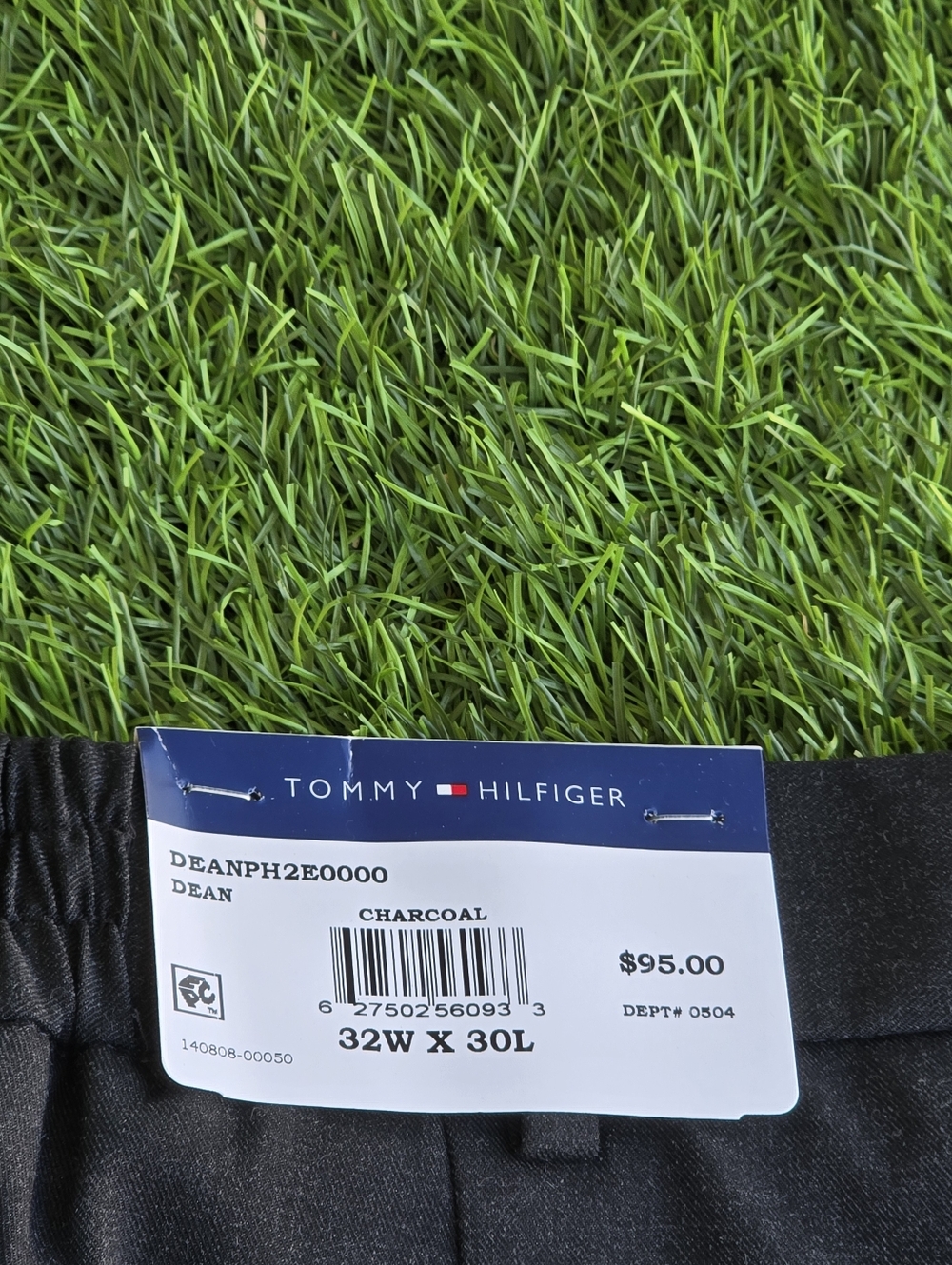 Tommy Hilfiger Mens Dress Pants 32x30 Charcoal Wrinkle Free Career NWT $95 - Picture 4 of 7